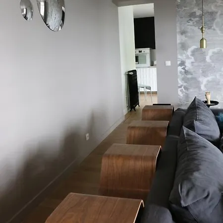 Maison Valmer - L'armateur, Elegant Penthouse Classe 4 Etoiles Apartment *