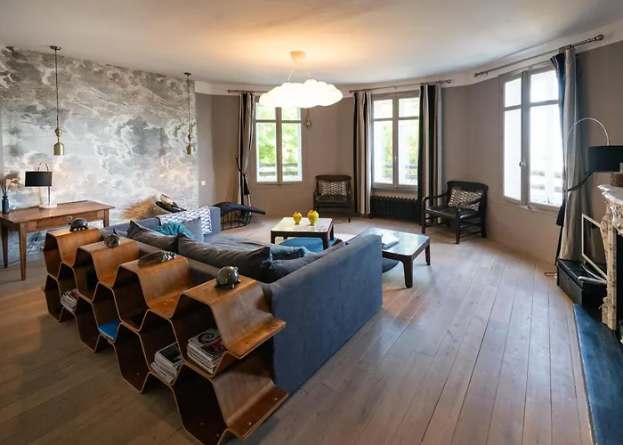 Maison Valmer - L'armateur, Elegant Penthouse Classe 4 Etoiles *